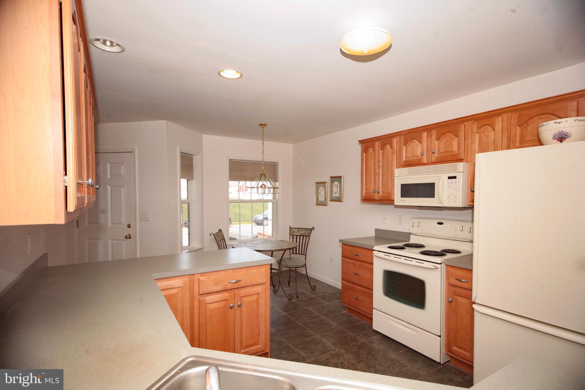 626 Chatham Way Lititz, PA 17543 - Photo 16 of 62