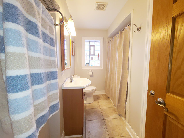 5831 West 109th Street Chicago Ridge, IL 60415 - Photo 16 of 32