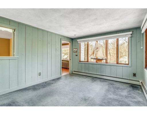 25 Morrison Road West Wakefield, MA 01880 - Photo 14 of 30 Gallery Image 14