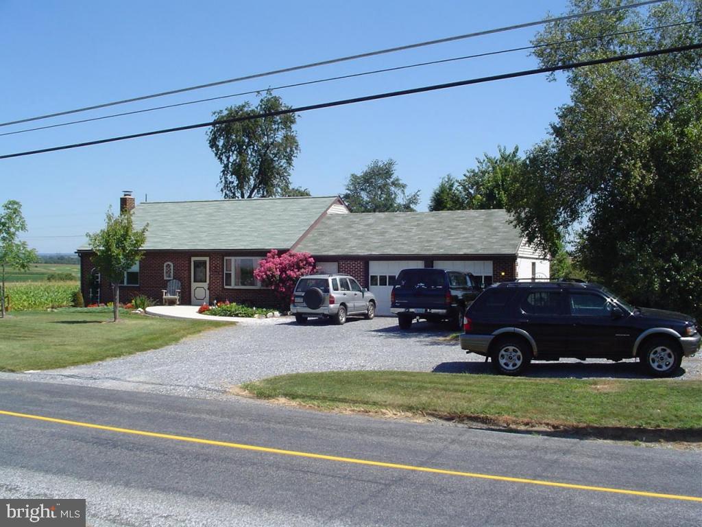 1085 Union School Road Mount Joy, PA 17552 - Photo 1 of 23 Gallery Image 1
