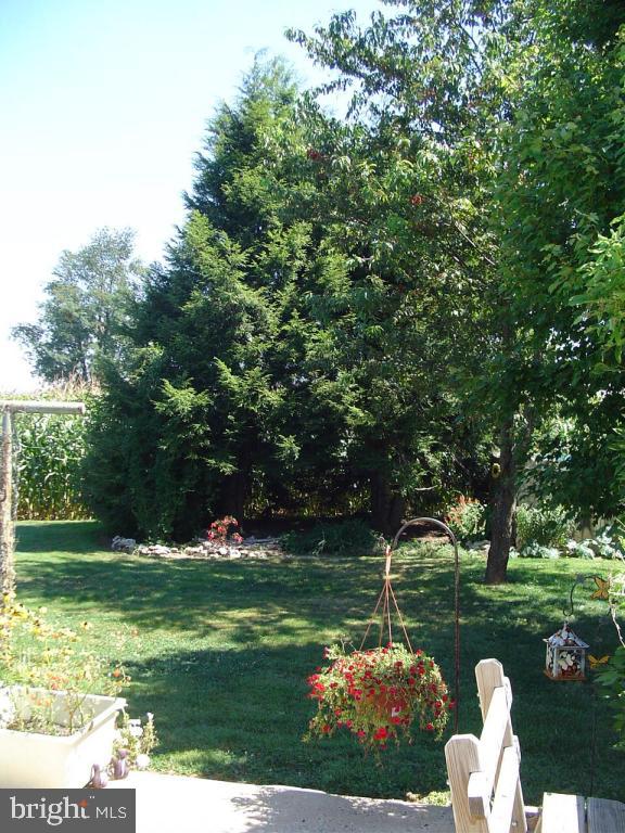1085 Union School Road Mount Joy, PA 17552 - Photo 16 of 23 Gallery Image 16