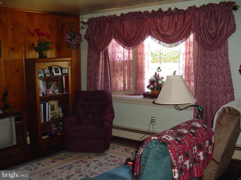1085 Union School Road Mount Joy, PA 17552 - Photo 3 of 23 Gallery Image 3