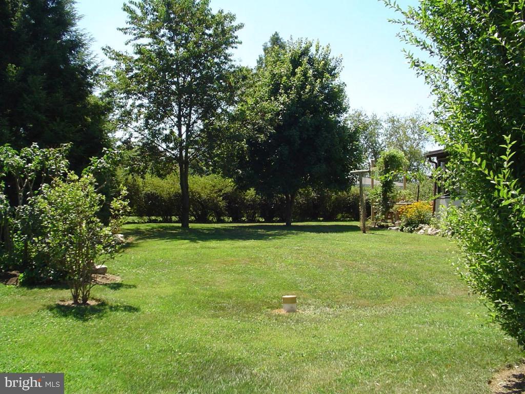 1085 Union School Road Mount Joy, PA 17552 - Photo 6 of 23 Gallery Image 6