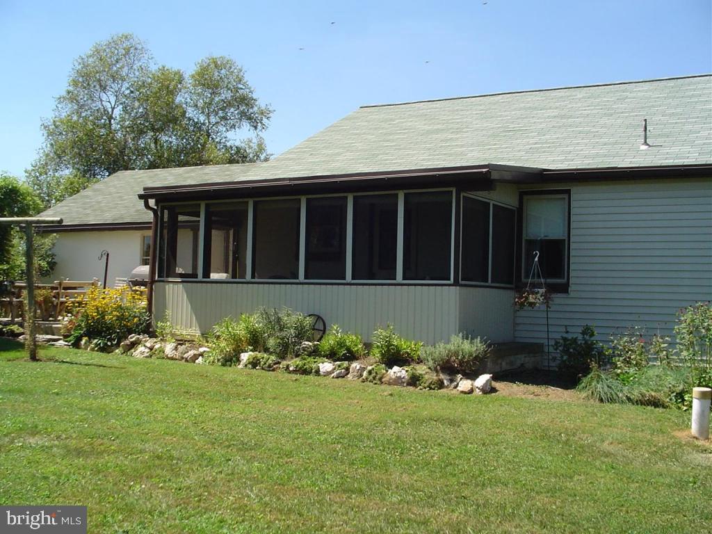 1085 Union School Road Mount Joy, PA 17552 - Photo 7 of 23 Gallery Image 7