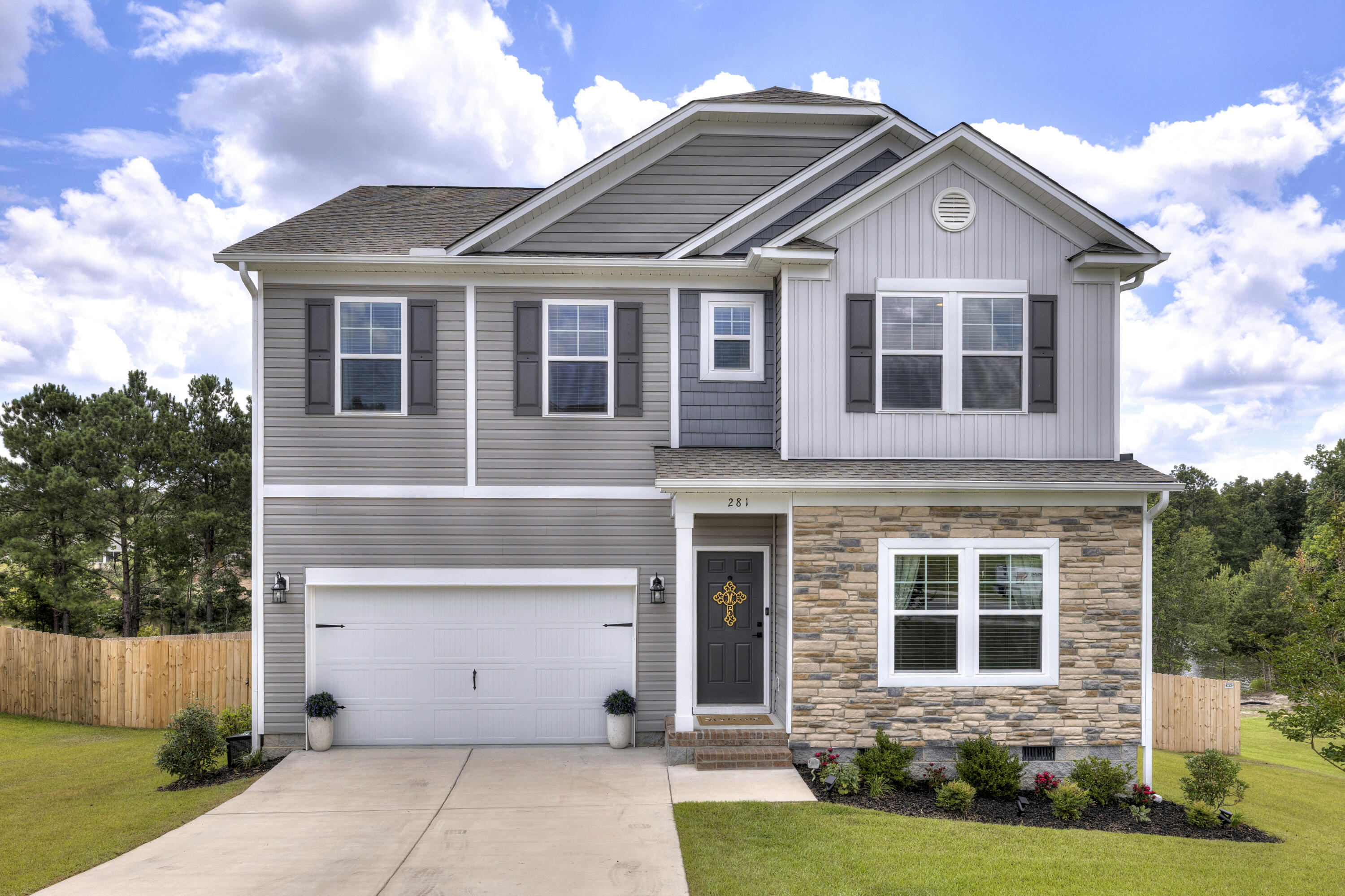 281 Shadowbrook Way Camden, SC 29020 - Photo 2 of 71 Gallery Image 2