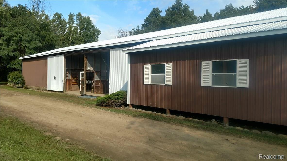 4727 Reynolds Road Marlette, MI 48453 - Photo 23 of 42 IMG_20160922_102951828_HDR.jpg