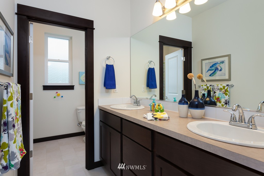 17413 3rd Avenue Southeast, Unit 1 Bothell, WA 98012 - Photo 16 of 23