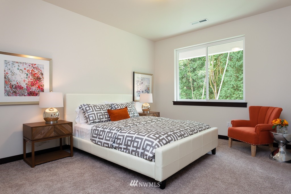 17413 3rd Avenue Southeast, Unit 1 Bothell, WA 98012 - Photo 18 of 23