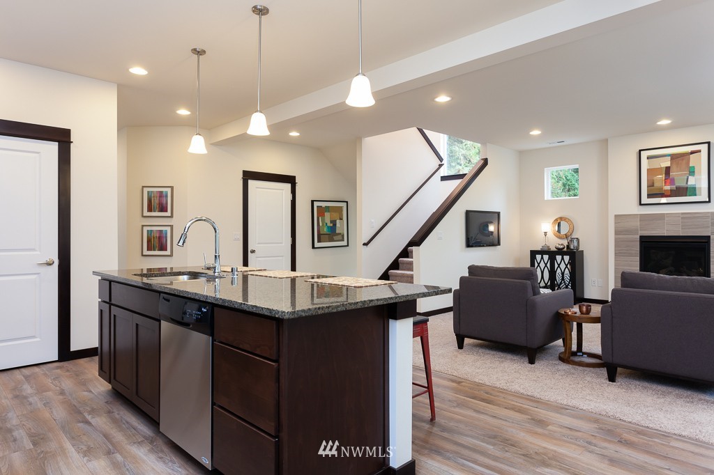 17413 3rd Avenue Southeast, Unit 1 Bothell, WA 98012 - Photo 8 of 23
