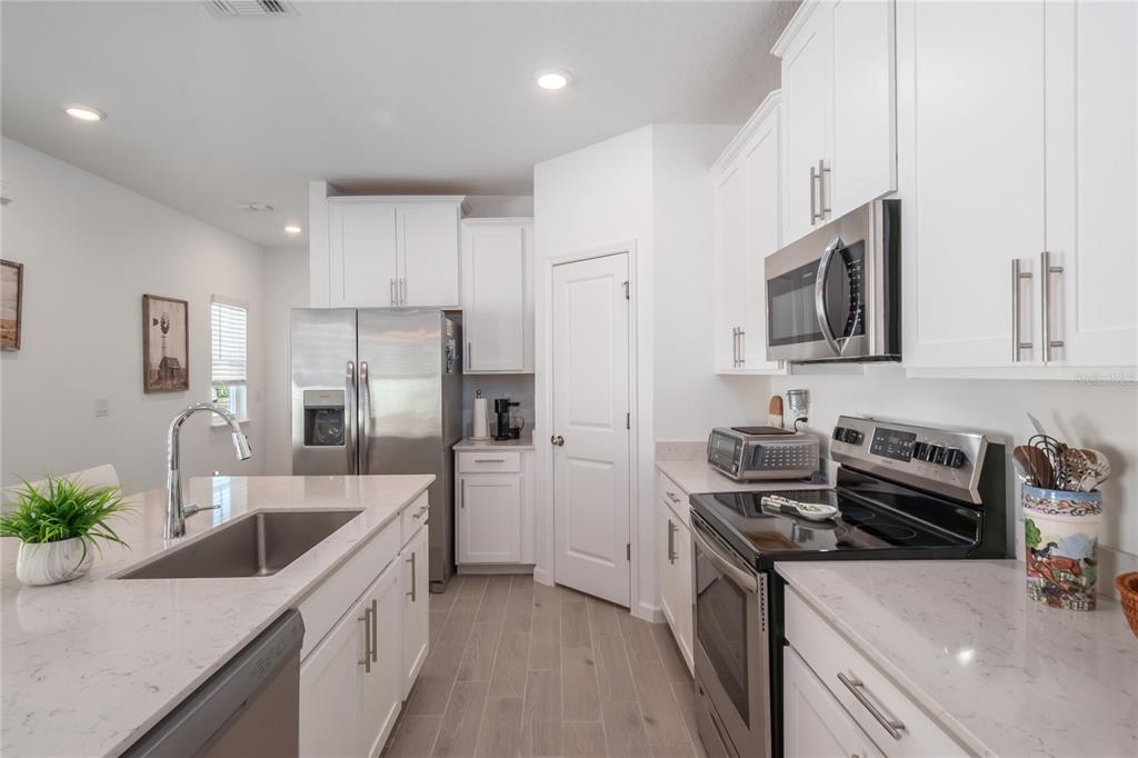 1686 Northwest 44th Court Road Ocala, FL 34482 - Photo 12 of 44