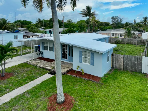 $3,600 | 1601 Northeast 47th Street, Pompano Beach, FL 33064