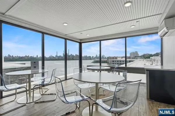 $1,298,000 | 9 Somerset Lane, Unit 617, Edgewater, NJ 07020