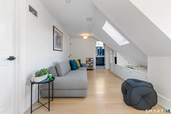 $5,750,000 | 22 Ensign Road, Norwalk, CT 06853