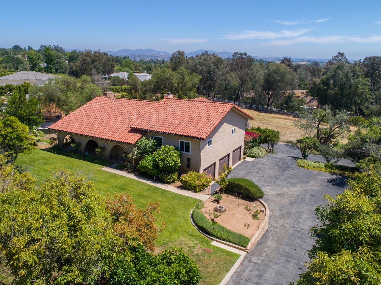 310 Rancho Camino Fallbrook, CA 92028 - Photo 21 of 25 Gallery Image 21