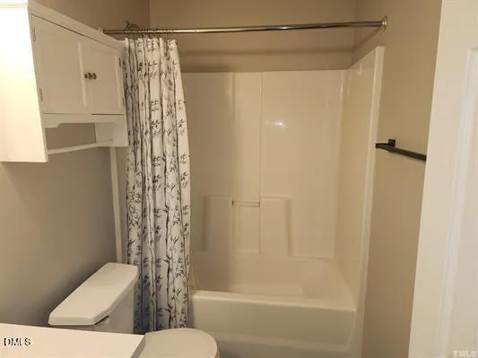 $1,800 | 8 Wiltshire Place, Durham, NC 27713