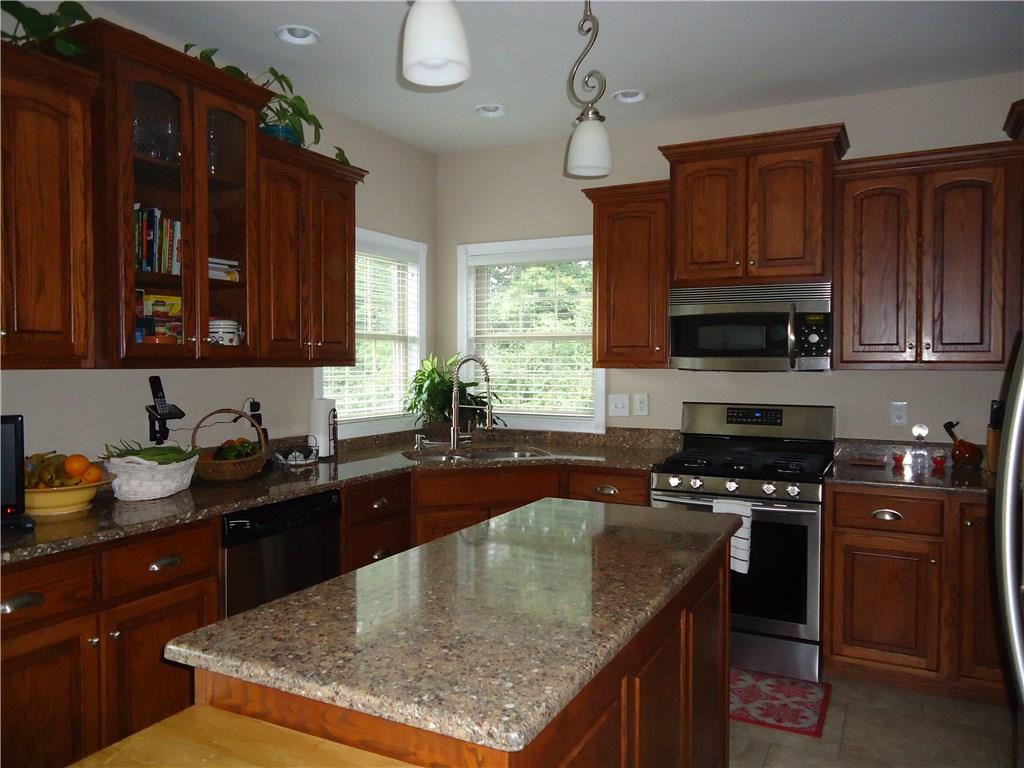 3695 Jonathan Ridge Columbus, IN 47201 - Photo 11 of 40 Gallery Image 11