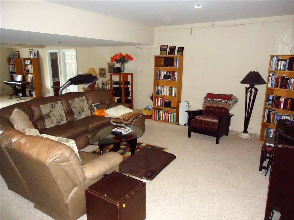 3695 Jonathan Ridge Columbus, IN 47201 - Photo 25 of 40 Gallery Image 25