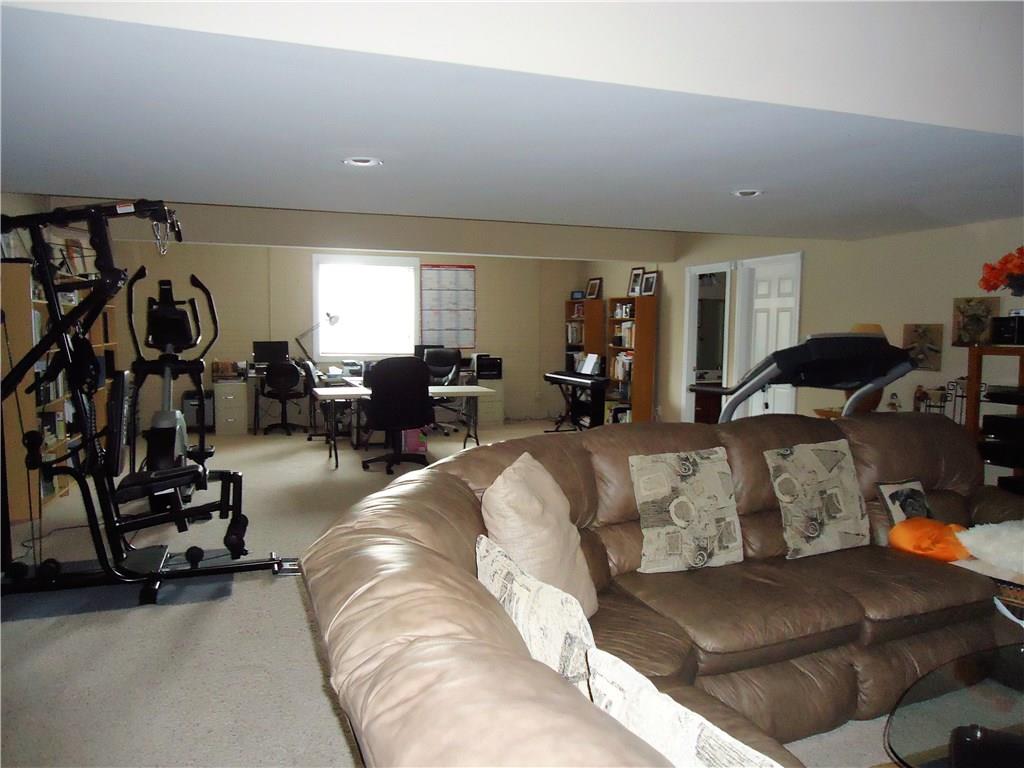 3695 Jonathan Ridge Columbus, IN 47201 - Photo 26 of 40 Gallery Image 26