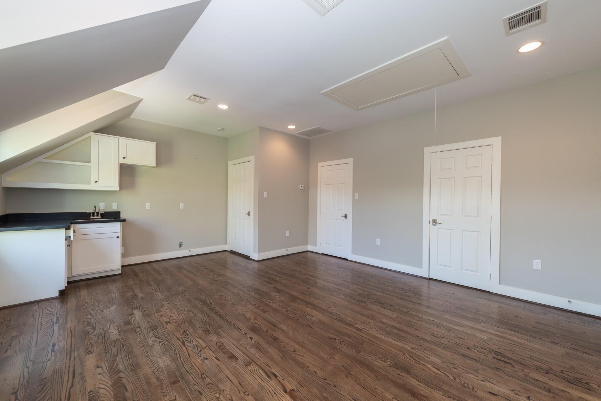 734 Allston Street, Unit B Houston, TX 77007 - Photo 22 of 28 This is ideal for an additional office, guests, nanny, college student. Has a small kitchenette and separate bath,