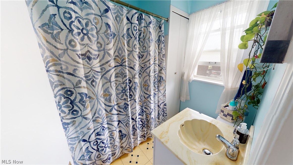 25062 Highland Road Cleveland, OH 44143 - Photo 13 of 29 Gallery Image 13
