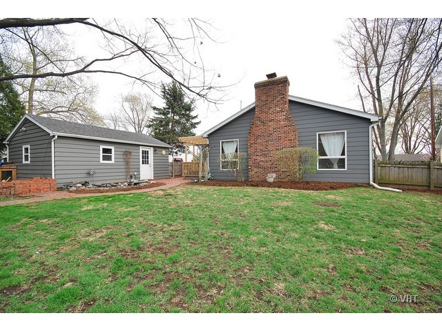 427 Douglas Road Batavia, IL 60510 - Photo 10 of 15
