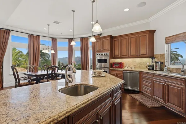 $2,498,747 | 3611 Monserate Hill Court, Fallbrook, CA 92028