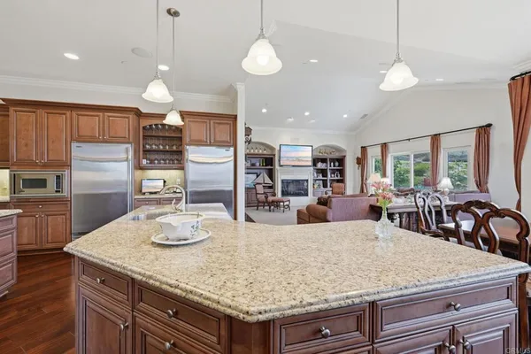 $2,498,747 | 3611 Monserate Hill Court, Fallbrook, CA 92028