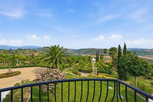 $2,498,747 | 3611 Monserate Hill Court, Fallbrook, CA 92028