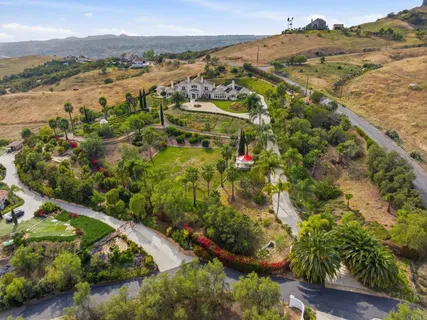 $2,498,747 | 3611 Monserate Hill Court, Fallbrook, CA 92028