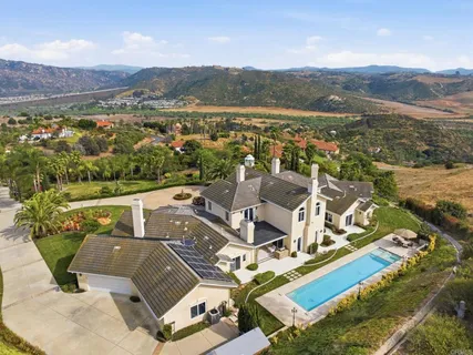 $2,498,747 | 3611 Monserate Hill Court, Fallbrook, CA 92028