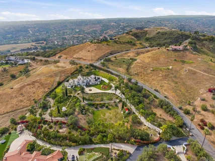 $2,498,747 | 3611 Monserate Hill Court, Fallbrook, CA 92028