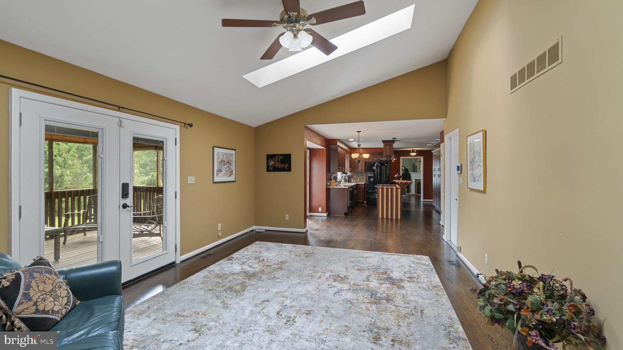 14710 Manor Road Phoenix, MD 21131 - Photo 15 of 43 EXITS TO SCREENED DECK