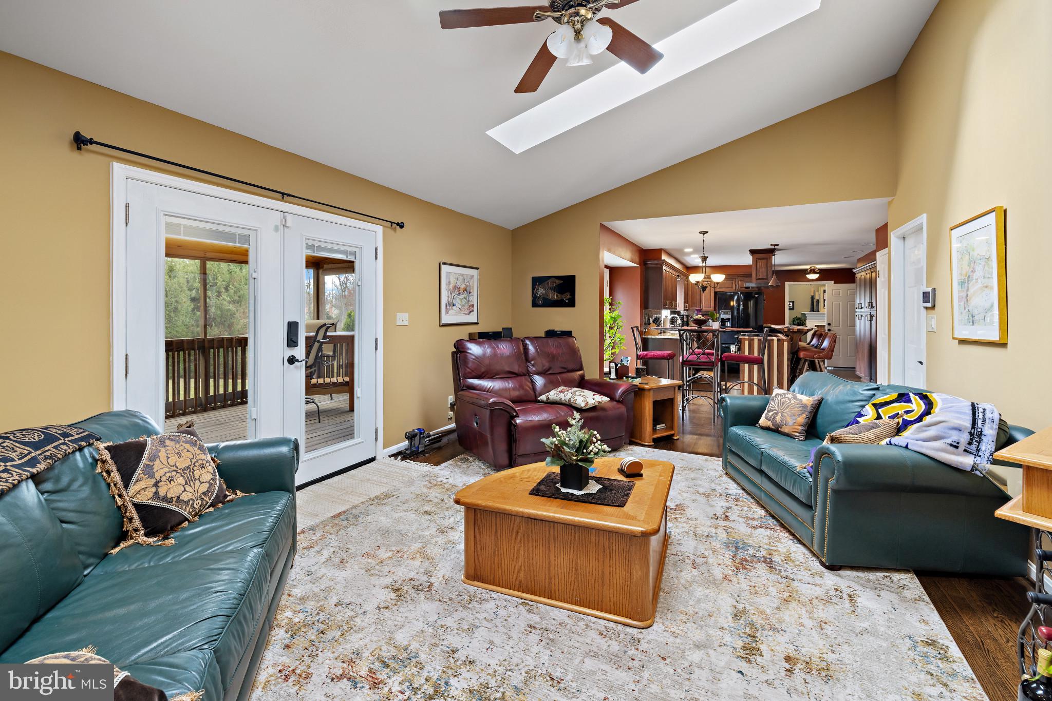 14710 Manor Road Phoenix, MD 21131 - Photo 16 of 43 LOTS OF SPACE