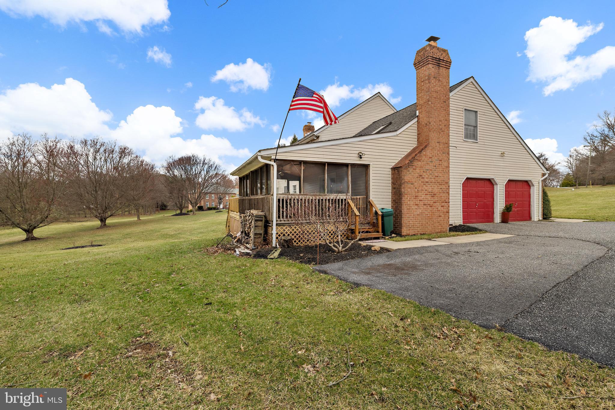 14710 Manor Road Phoenix, MD 21131 - Photo 41 of 43 BEAUTIFUL YARD