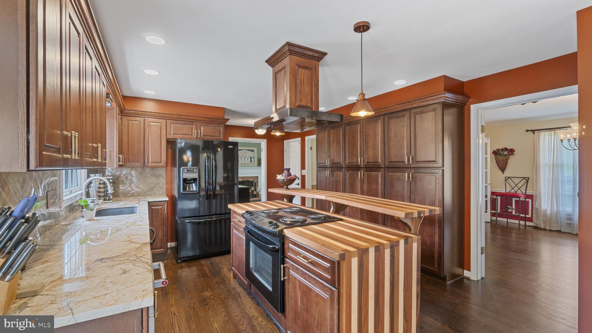 14710 Manor Road Phoenix, MD 21131 - Photo 6 of 43 BUILT IN PANTRY WALL