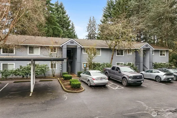 $448,000 | 10014 Northeast 127th Place, Unit A103, Kirkland, WA 98034