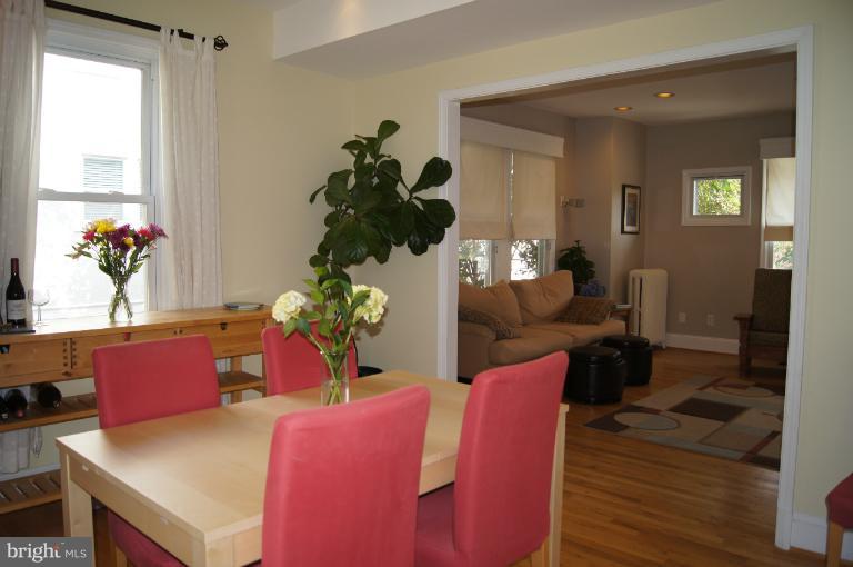 522 Murdock Road Baltimore, MD 21212 - Photo 26 of 30 Dining Room