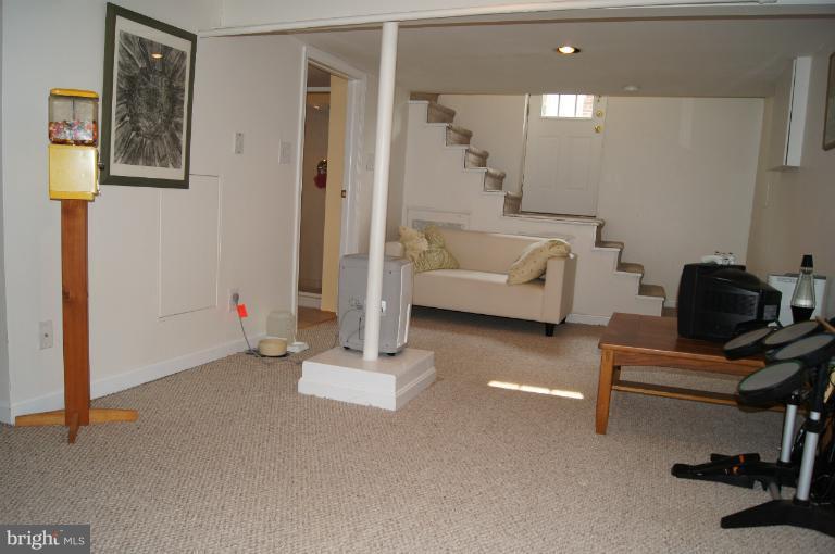 522 Murdock Road Baltimore, MD 21212 - Photo 27 of 30 Finished lower level