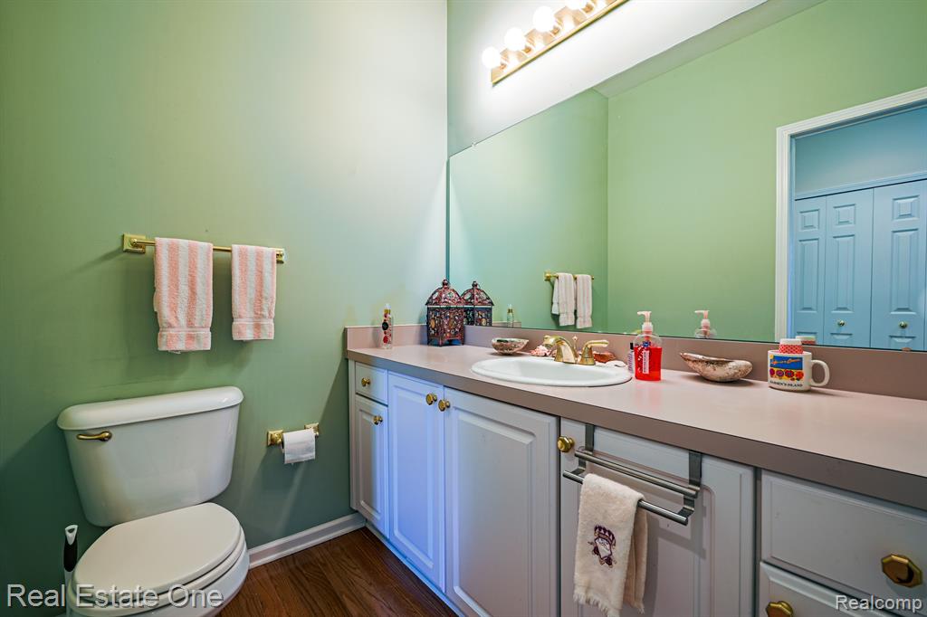 6612 Pond View Road Clarkston, MI 48346 - Photo 16 of 39