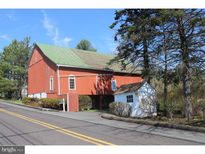 904 Heimbach Road Perkiomenville, PA 18074 - Photo 7 of 25 Barn
