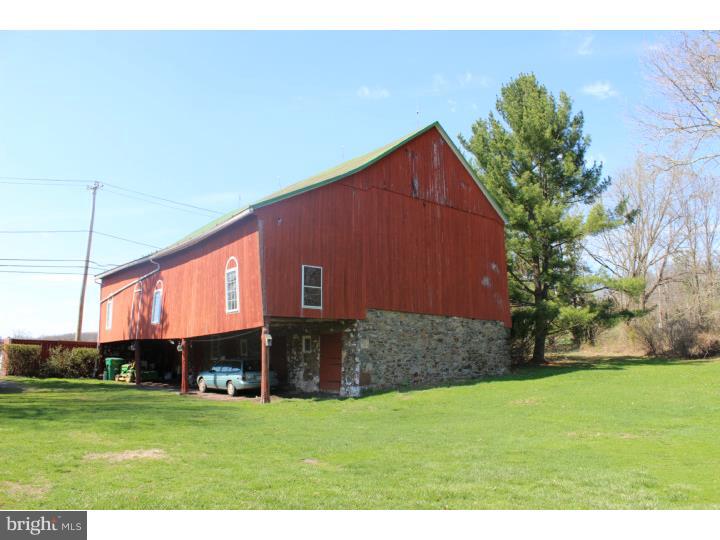 904 Heimbach Road Perkiomenville, PA 18074 - Photo 10 of 25 Barn