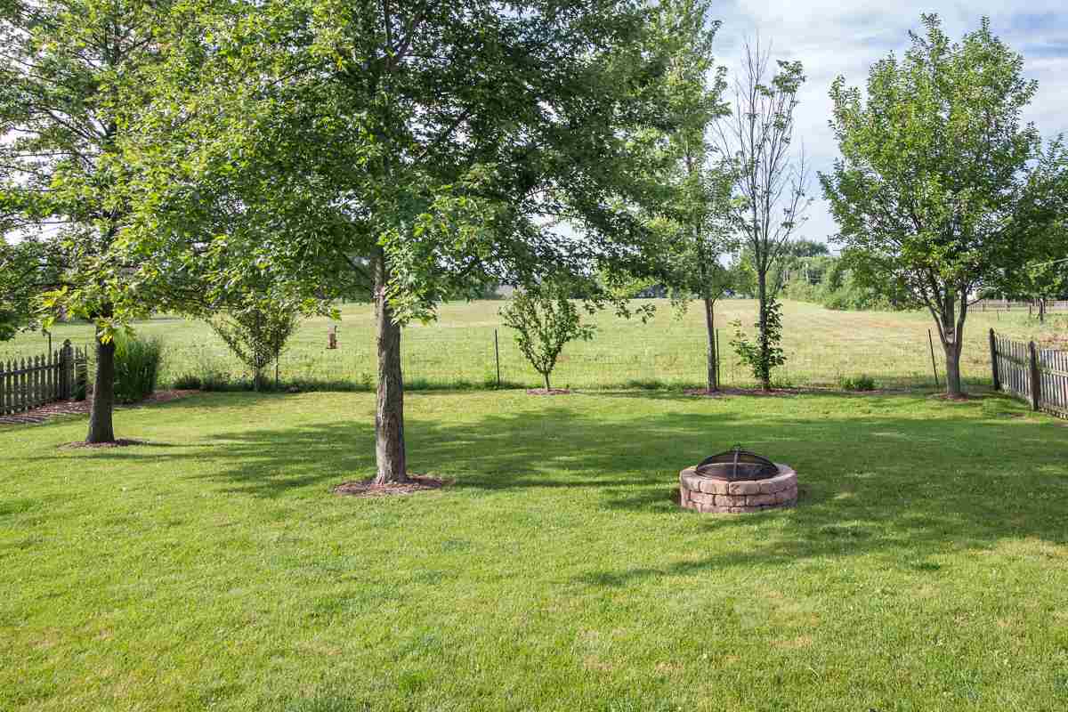 8929 Spring View Drive Fort Wayne, IN 46804 - Photo 34 of 35