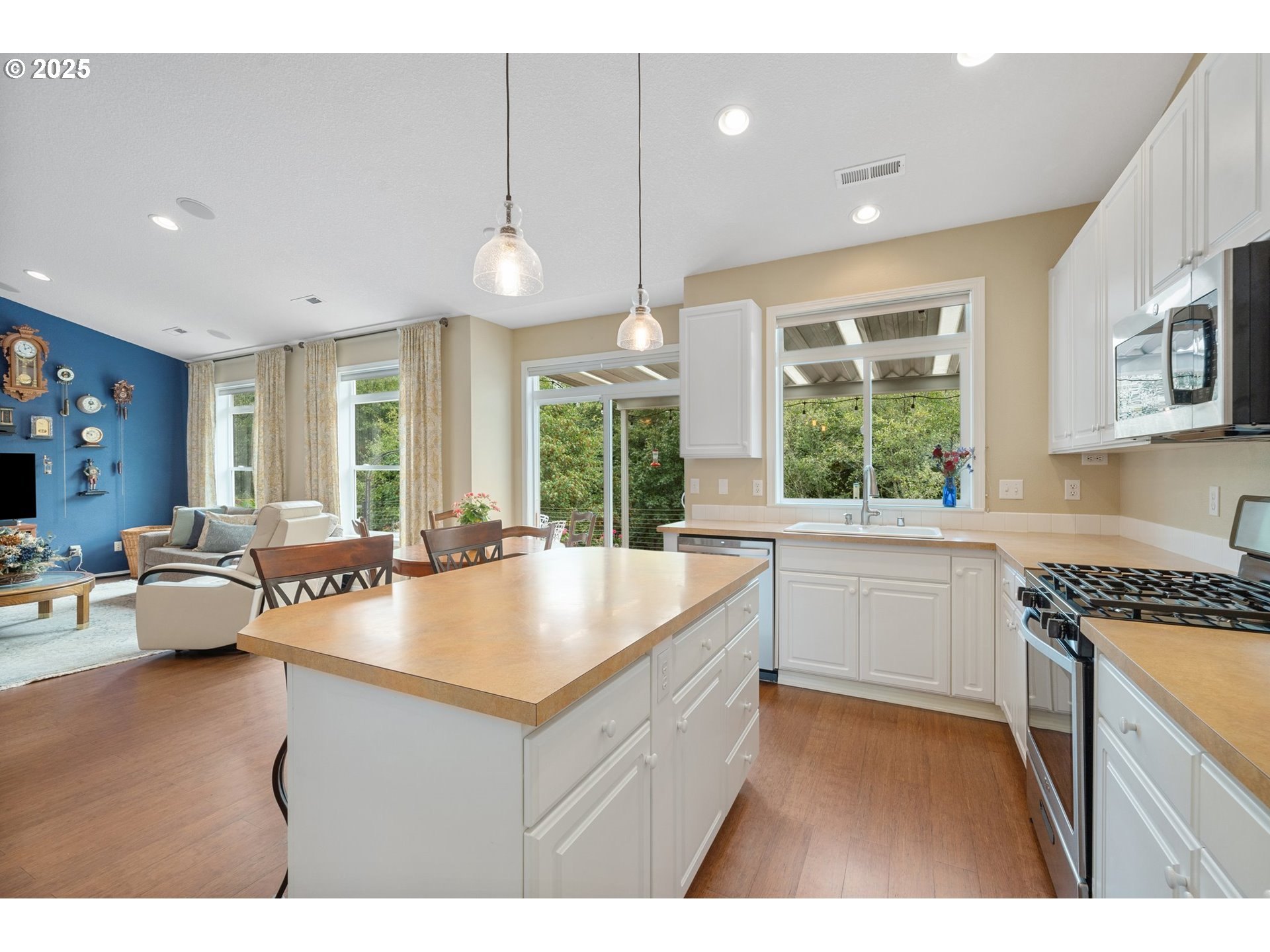 1801 North Falcon Drive Ridgefield, WA 98642 - Photo 14 of 45 Gallery Image 14