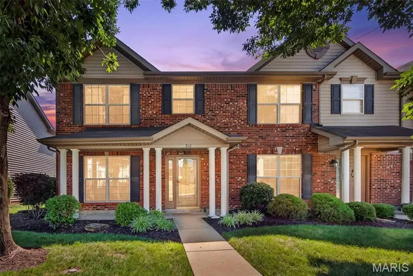 $225,000 | 916 Carpathian Drive, Lake St. Louis, MO 63367