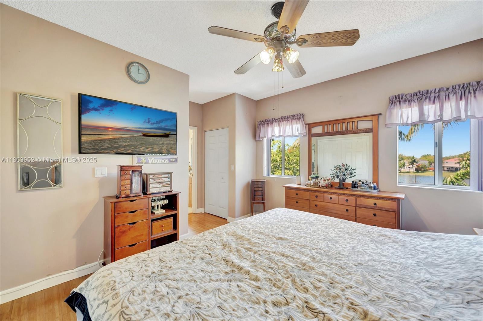 9053 Southwest 214th Street Cutler Bay, FL 33189 - Photo 21 of 53