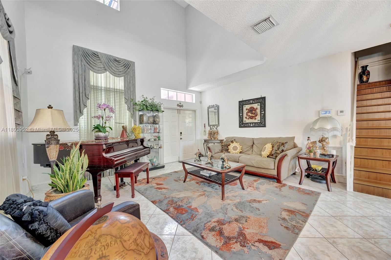 9053 Southwest 214th Street Cutler Bay, FL 33189 - Photo 5 of 53