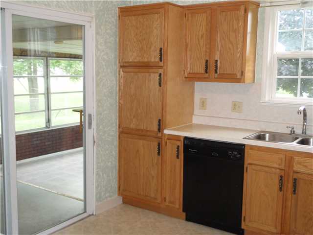 2285 East Howard Road Obetz, OH 43207 - Photo 9 of 25 Gallery Image 9