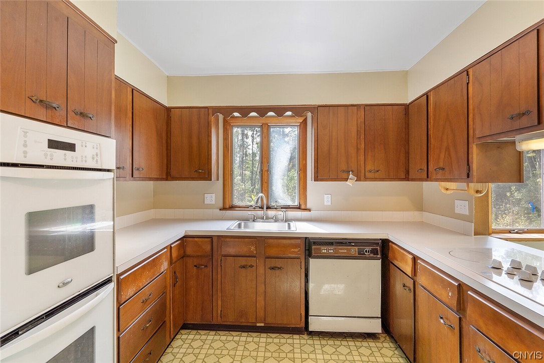 199 Lower Road Constantia, NY 13044 - Photo 12 of 49