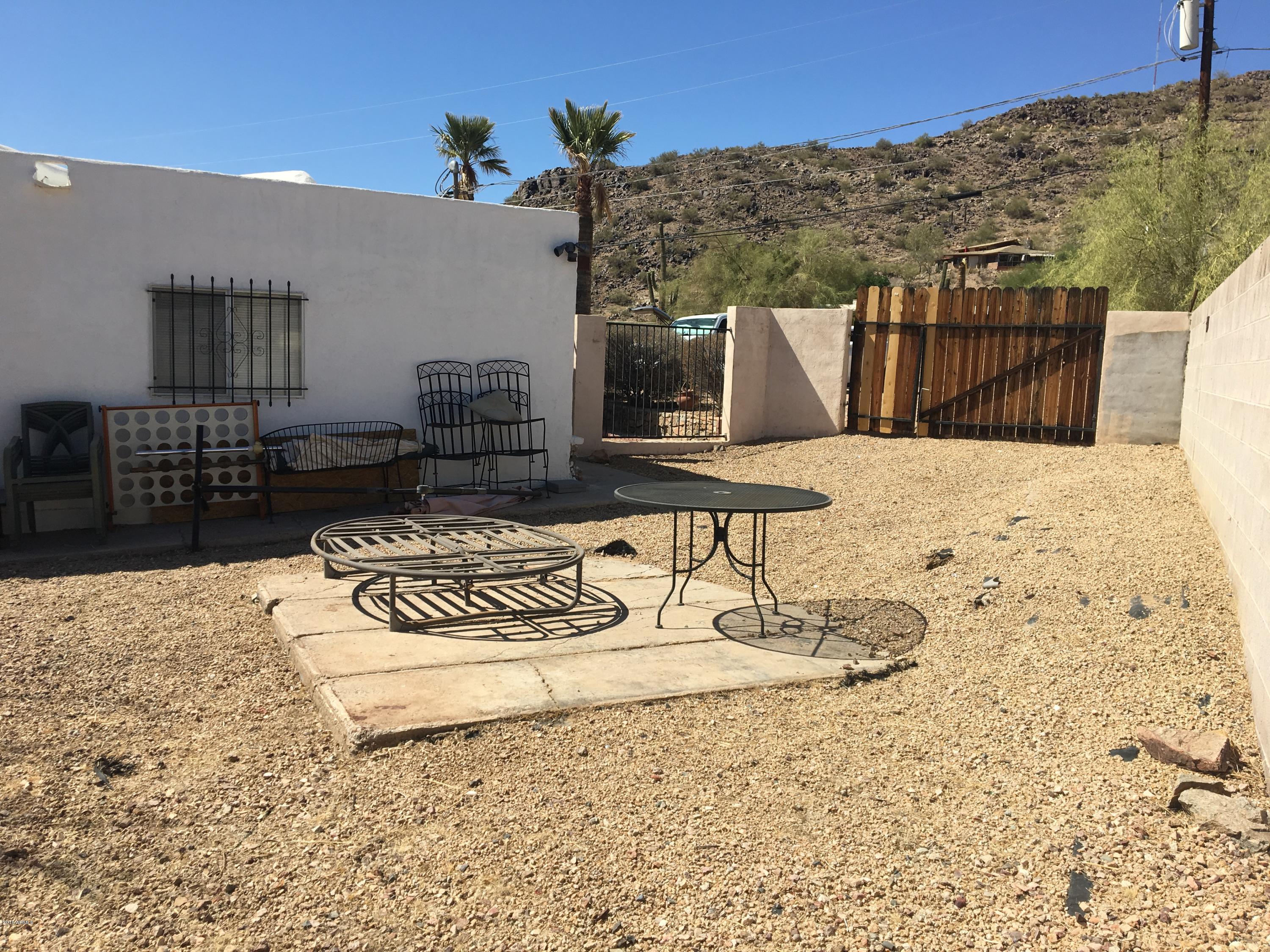 1541 West Shangri-la Road Phoenix, AZ 85029 - Photo 23 of 30 RV Gate