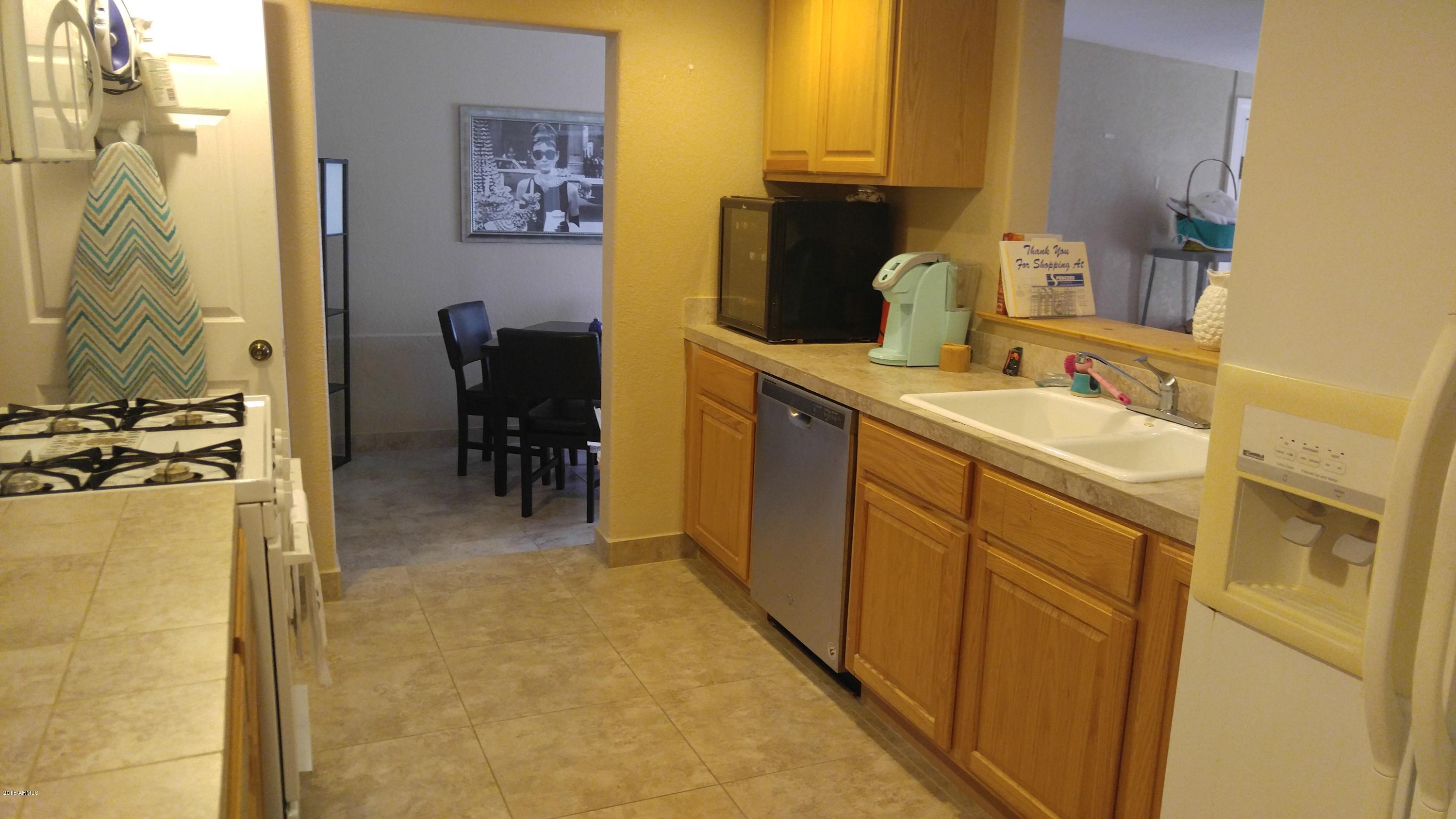 1541 West Shangri-la Road Phoenix, AZ 85029 - Photo 8 of 30 20180513_132119